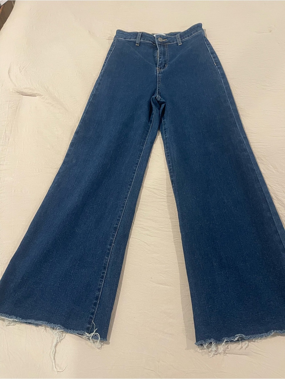 AnnieWear High Rise Wide Leg Raw Hem Jeans Blue S